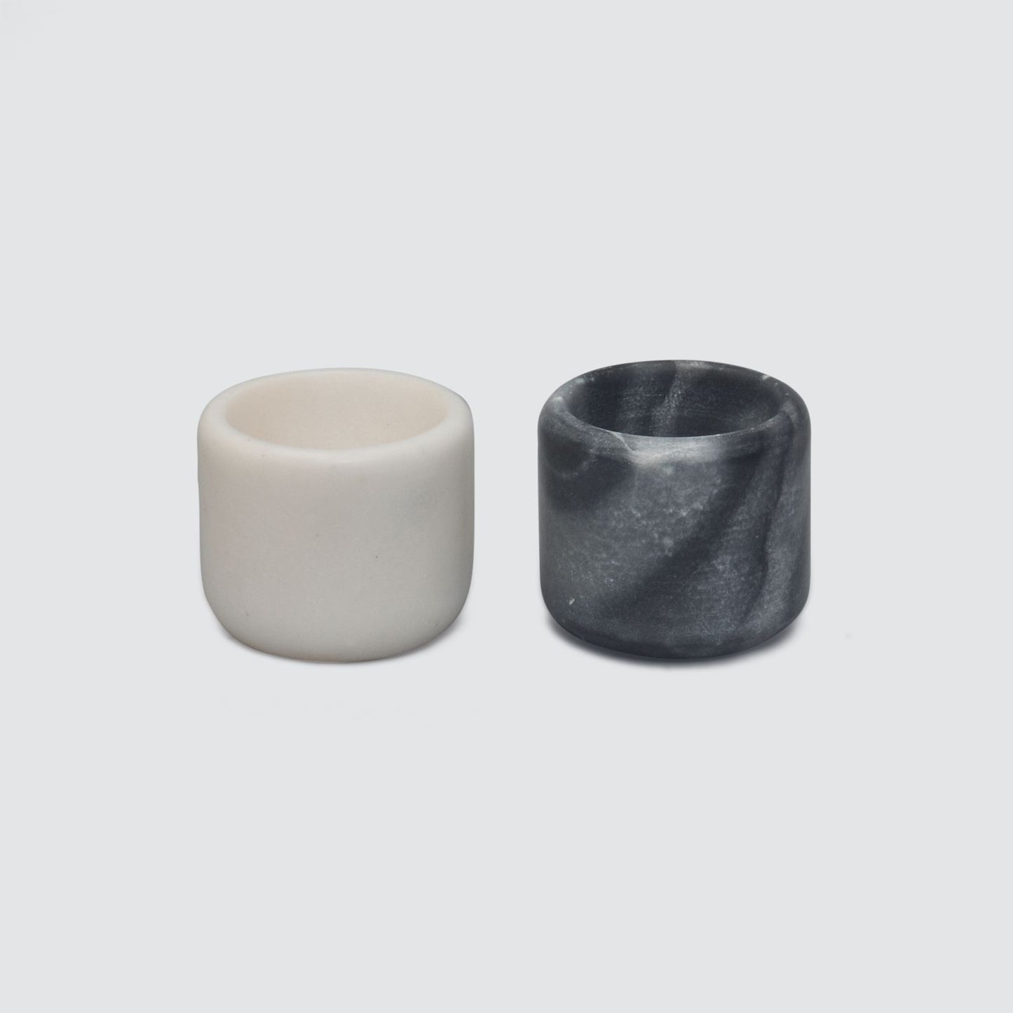 Marble Salt & Pepper Pinch Pots With Acacia Wood Base, Black and White
