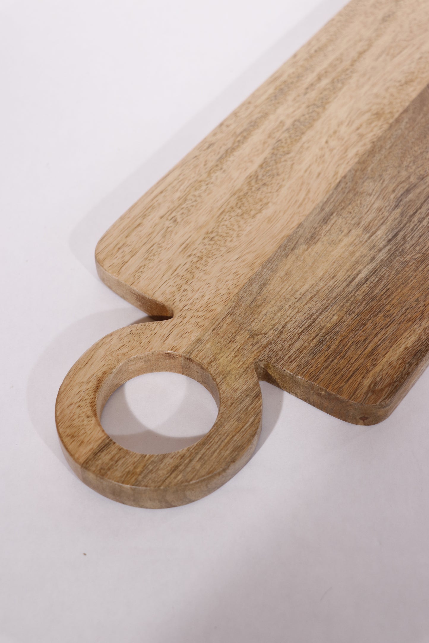 Mango Wood Serving Board With Round Handle, Natural