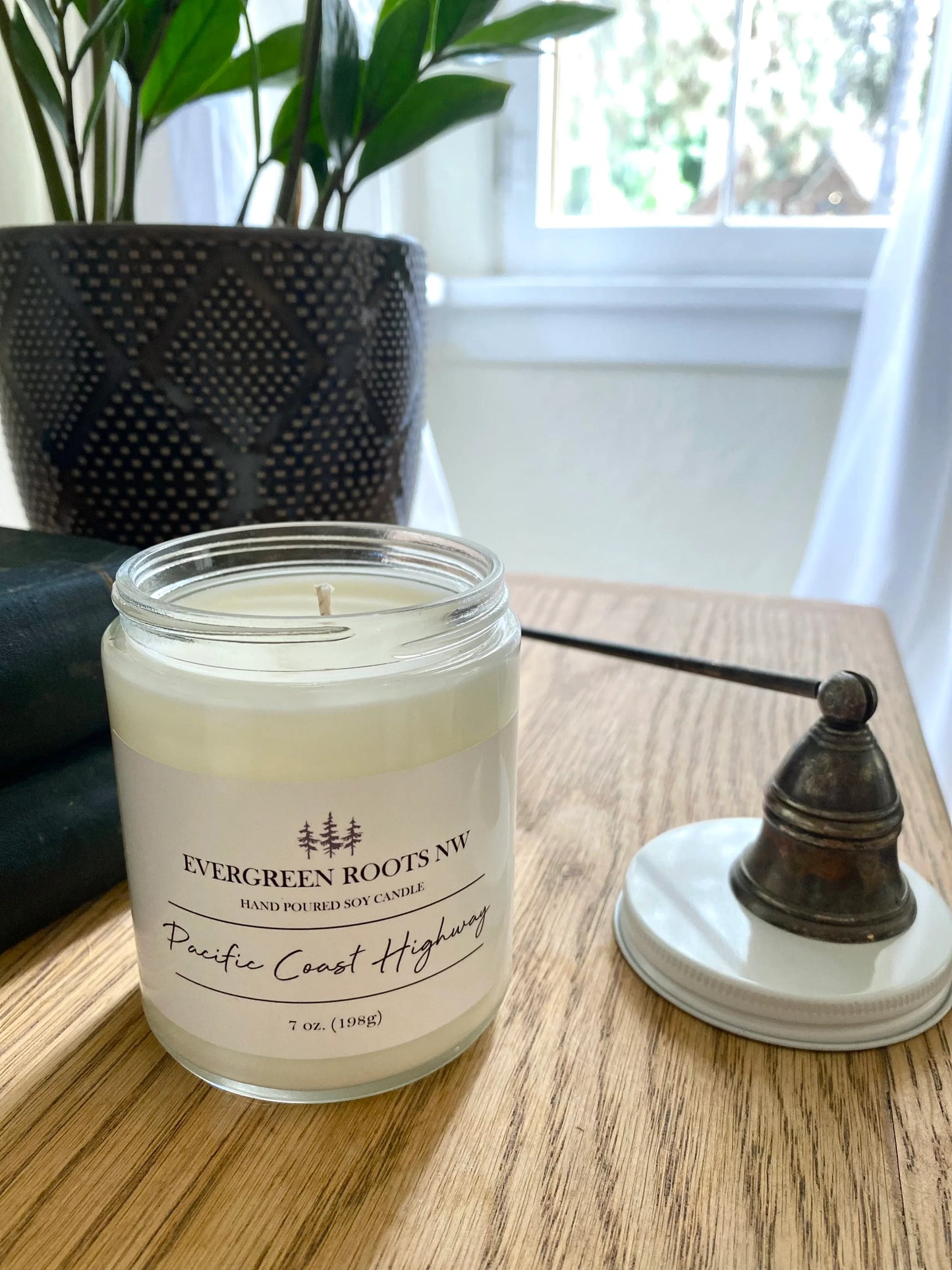 Pacific Coast Highway Soy Wax Candle, 7.6 oz - Twelve 28 Market