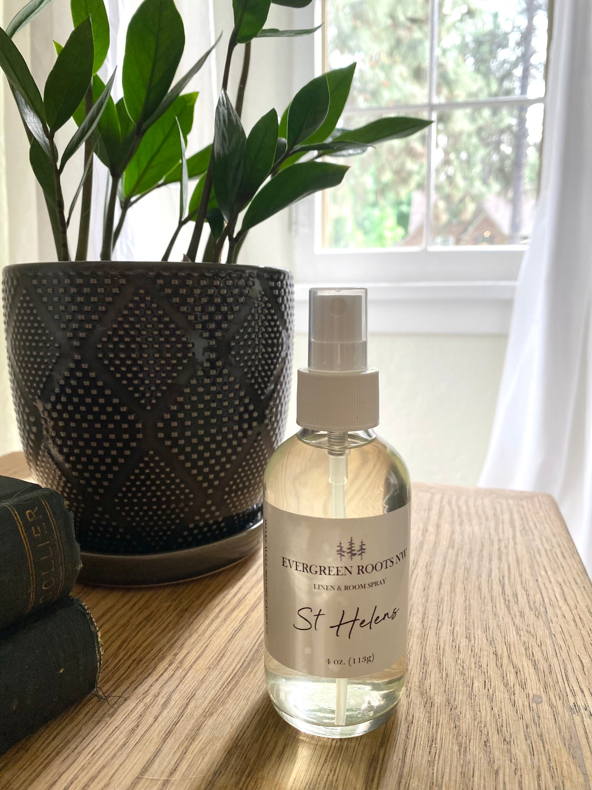 St Helens, Room and Linen Spray, 4 Fl ox