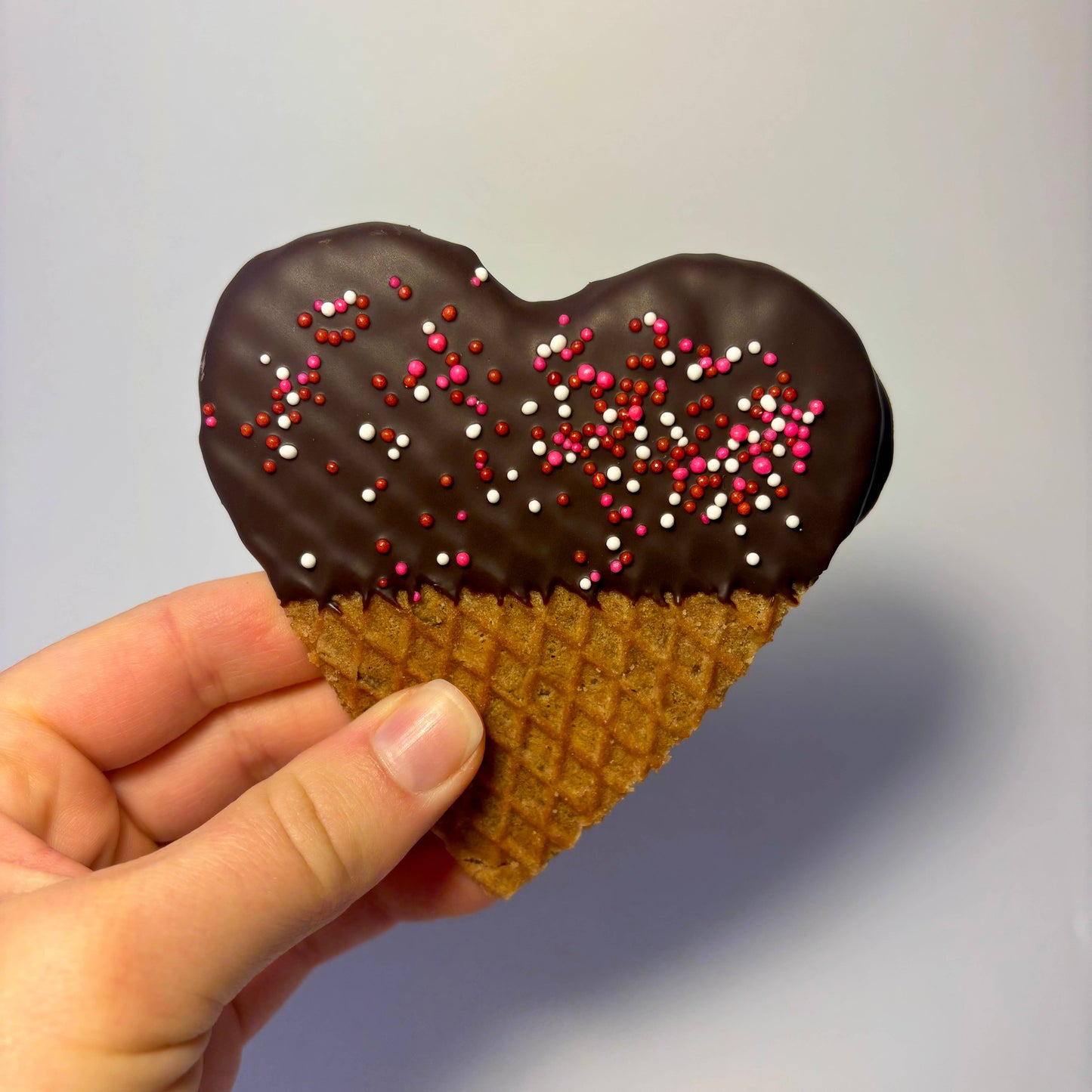Stroopwafel Hearts: Single / White Chocolate Valetine's Sprinkle
