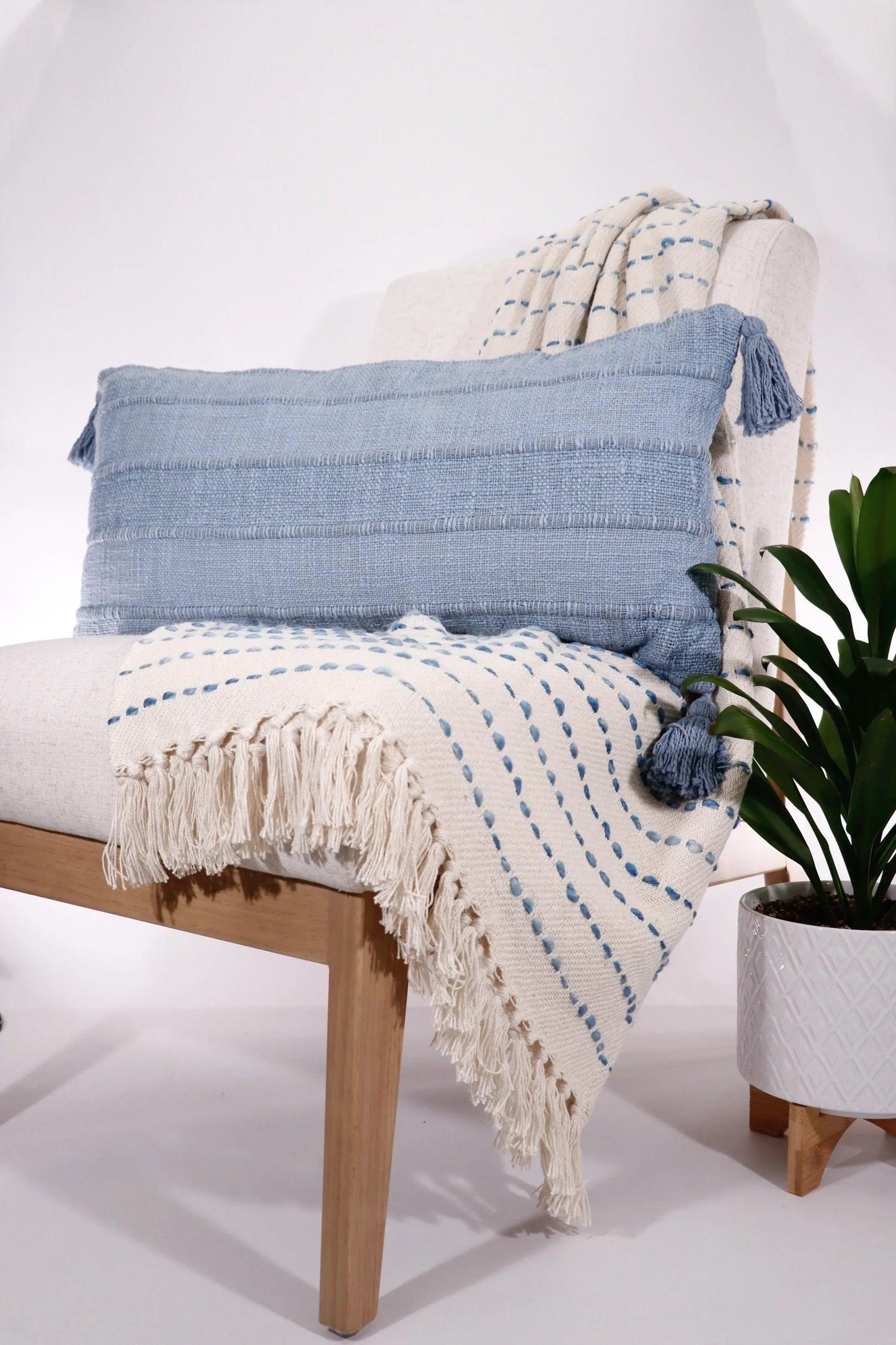 Oceanic Interwoven Cream and Blue Throw Blanket - Twelve 28 Market