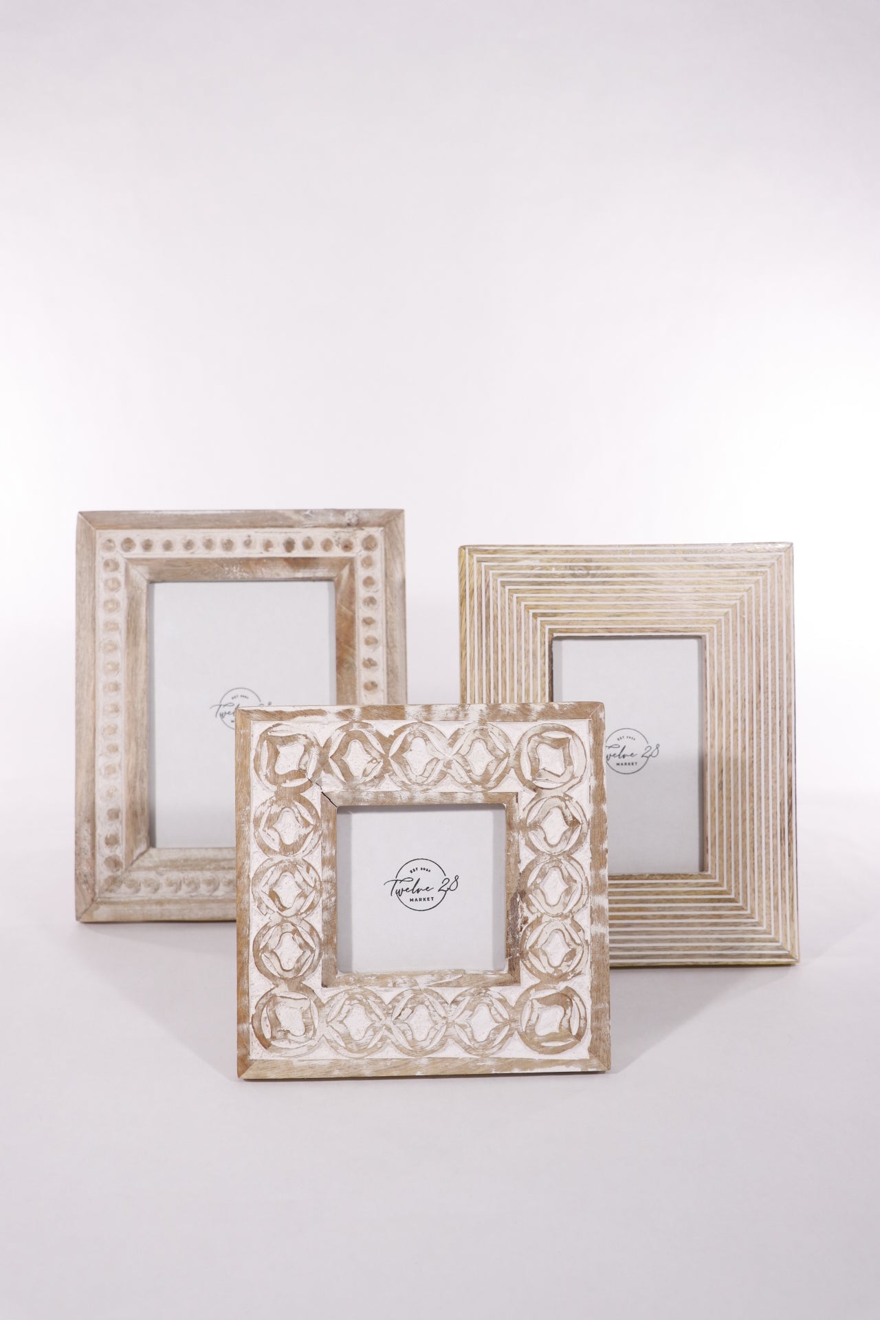 White Washed Carved Frame 4x4