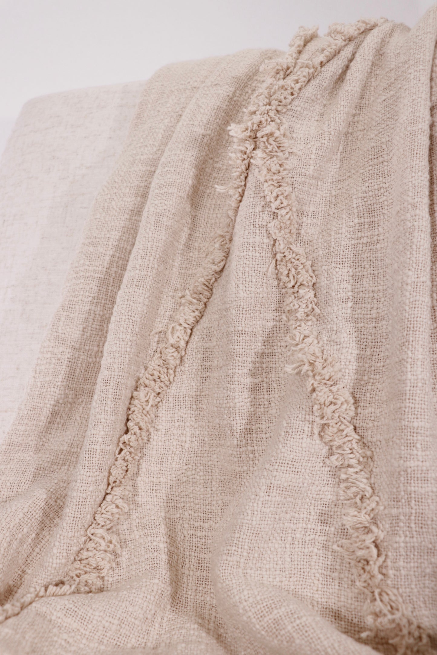 Taupe Fringed Diamond Pattern Throw Blanket