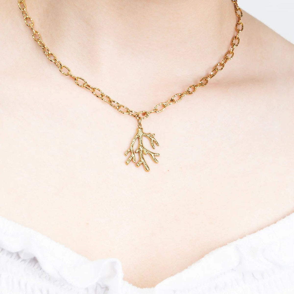 18K Gold PVD Stainless Steel Coral Charm: Gold