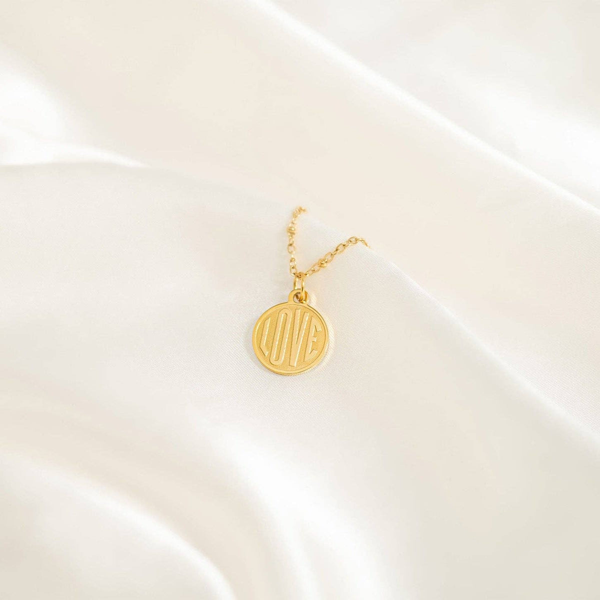 18K Gold PVD Stainless Steel Round Love Charm / PDL0254: Gold / 15mm