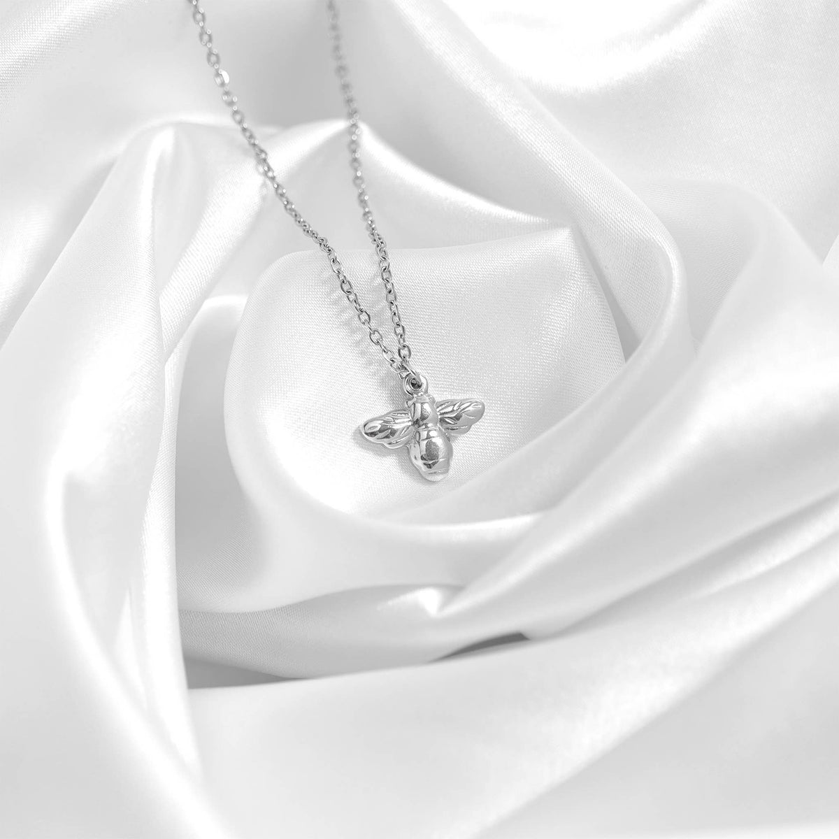 18K Gold PVD Stainless Steel Bee Charm: Gold