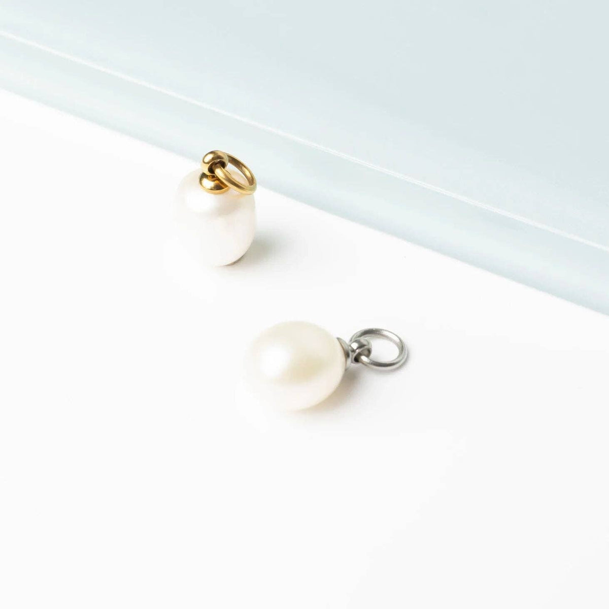 18K Gold PVD Natural Pearl Charm: Gold