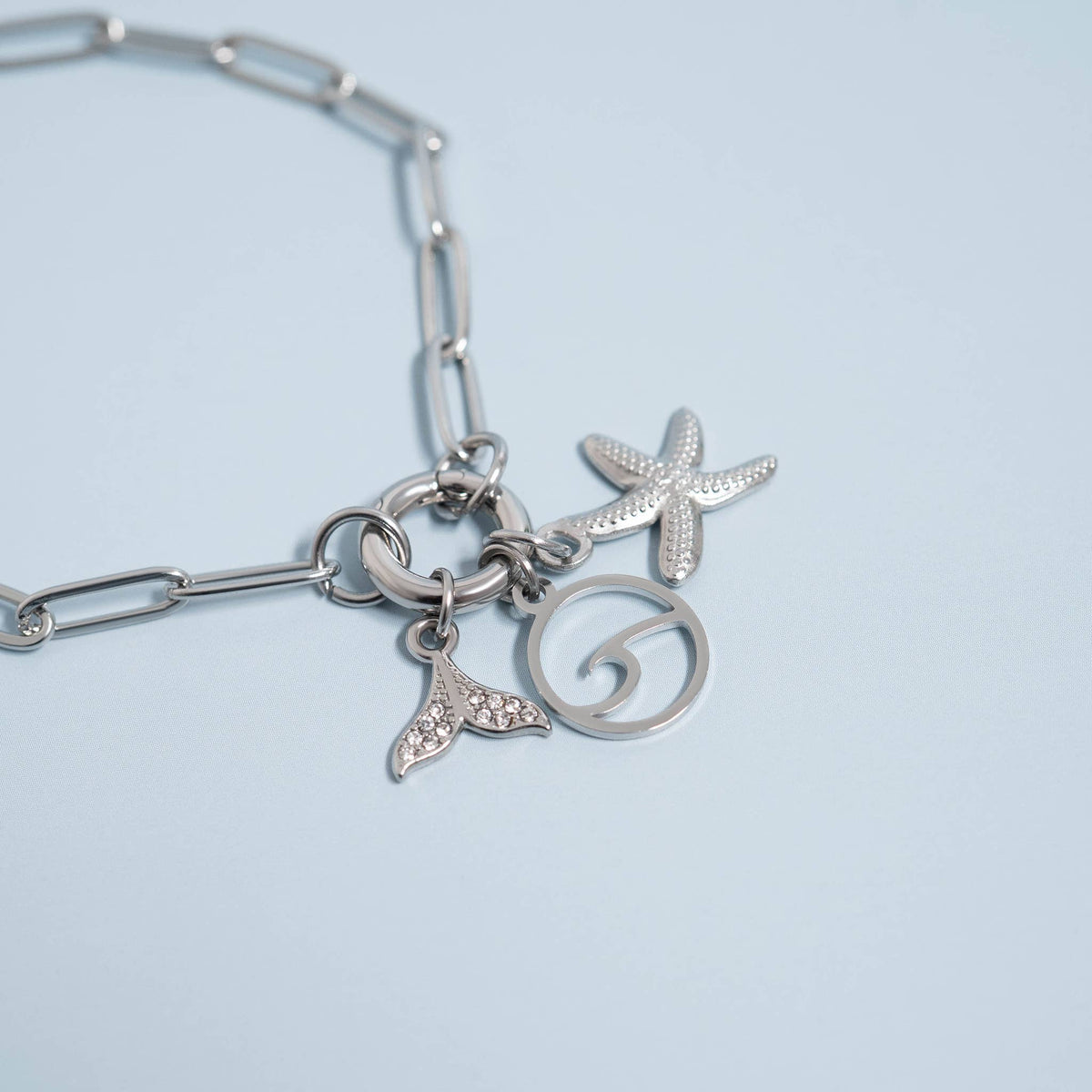 Stainless Steel Paperclip with Charm Keeper Chain Bracelet: Gold / 7.5"