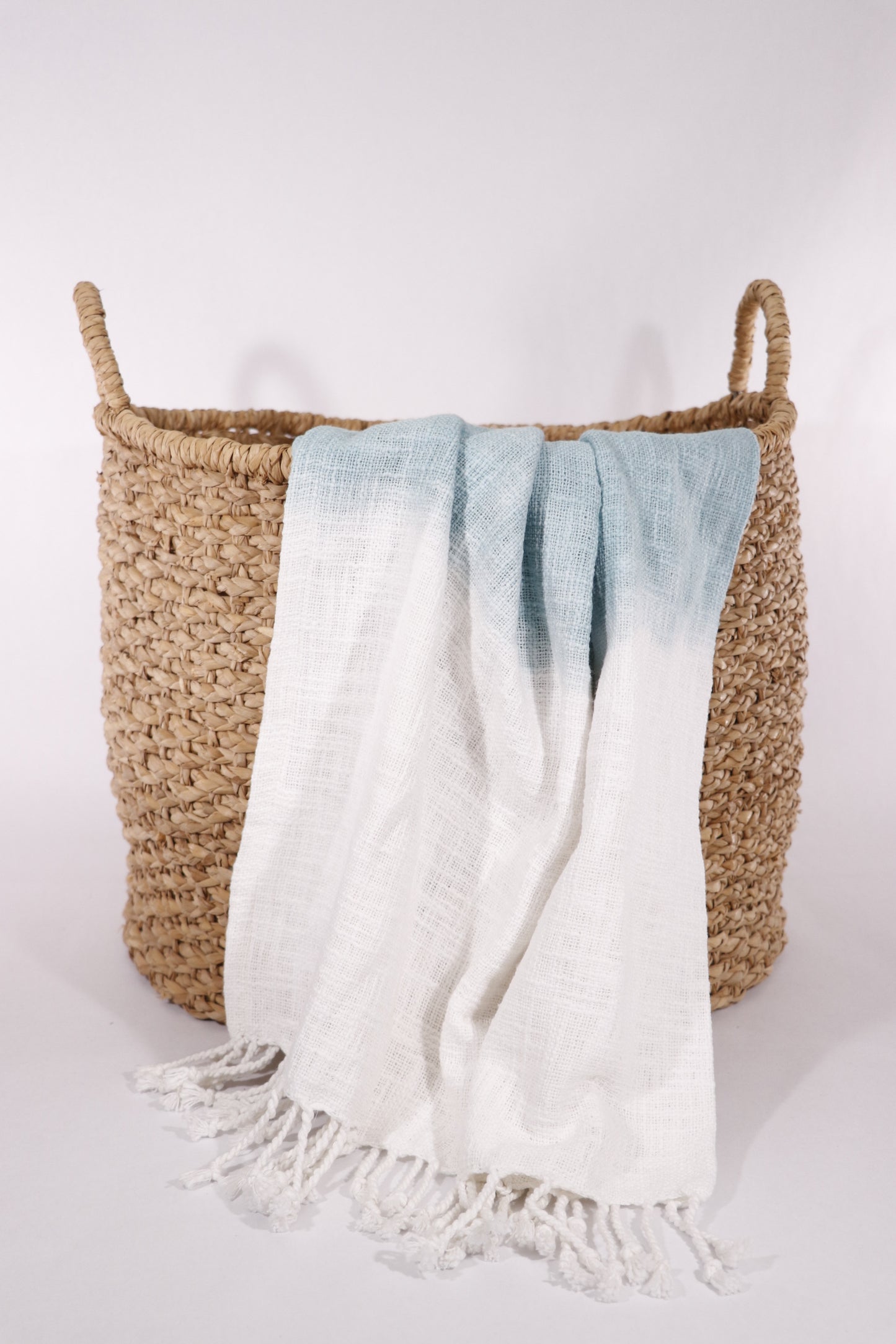 Shiboria Blue and White Ombré Tasseled Throw Blanket